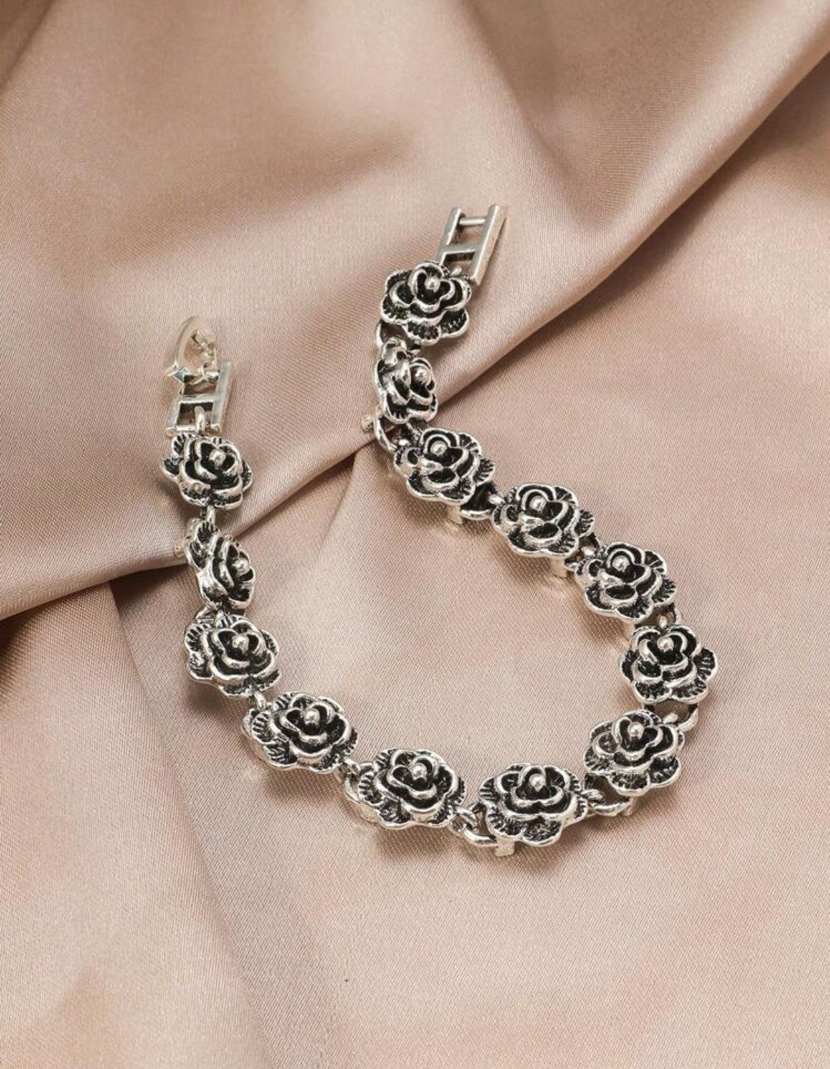 Vintage Silver Rose Link Bracelet – High-Quality, Tarnish-Free Design