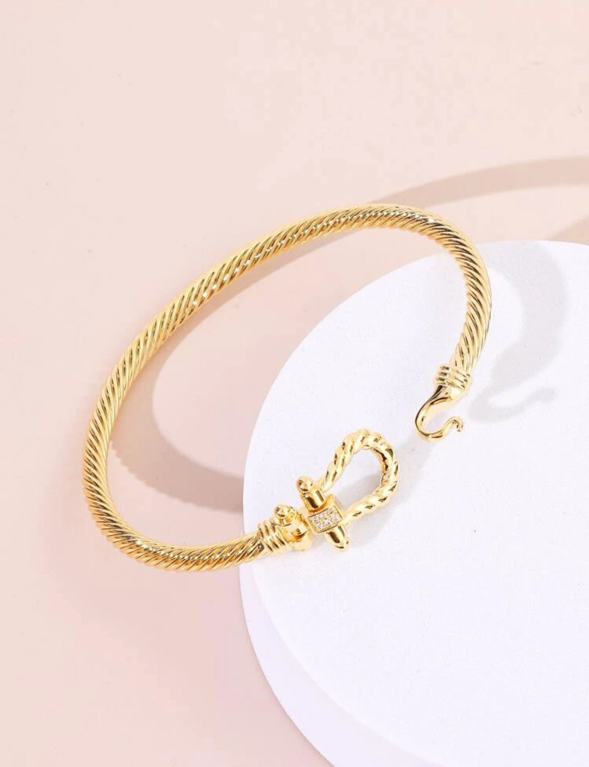 Vintage Buckle Bangle – Rhinestone Timeless Jewelry