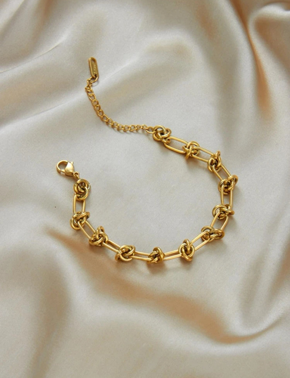Chic Knotted Chain Link Bracelet – Timeless Jewelry for Women