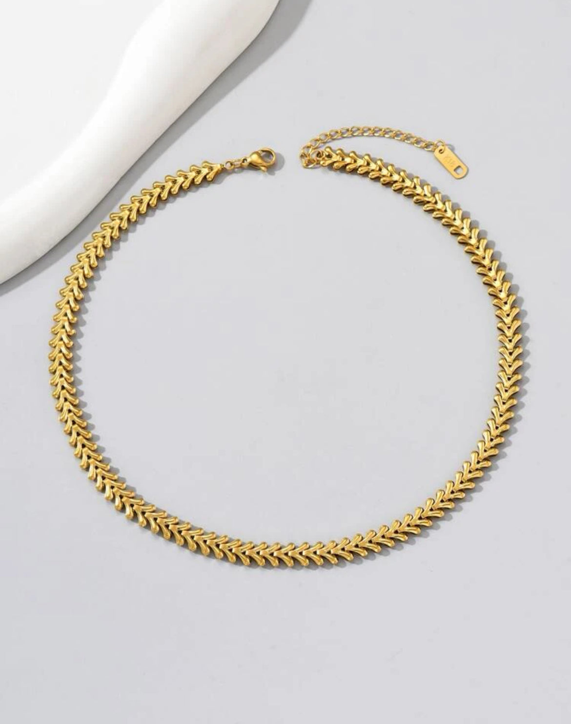 Vintage 18K Gold Plated Choker – Timeless Fine Jewelry