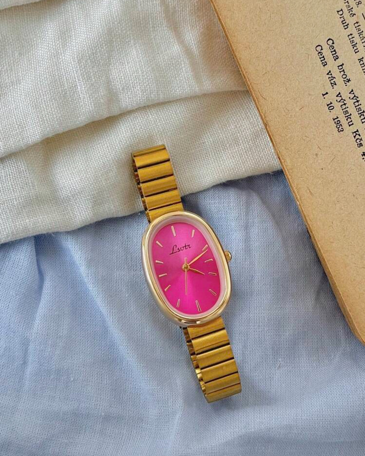 Pink Oval Vintage Watch – Timeless Charm
