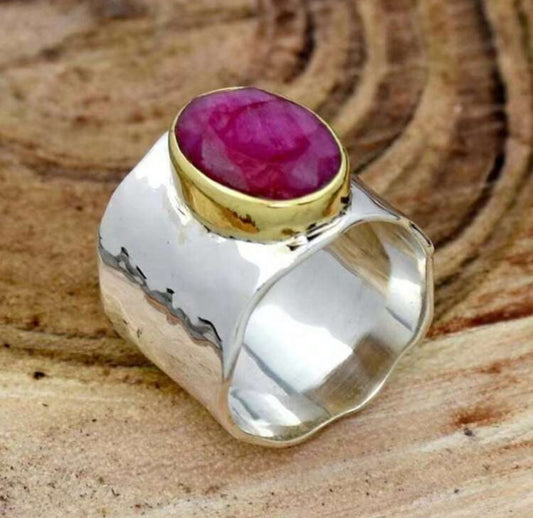 Pink Aura Ring – Silver Vintage Stone Ring