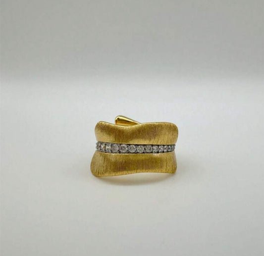 Vintage Leaf Ring – 18k Gold Plated with Cubic Zirconia