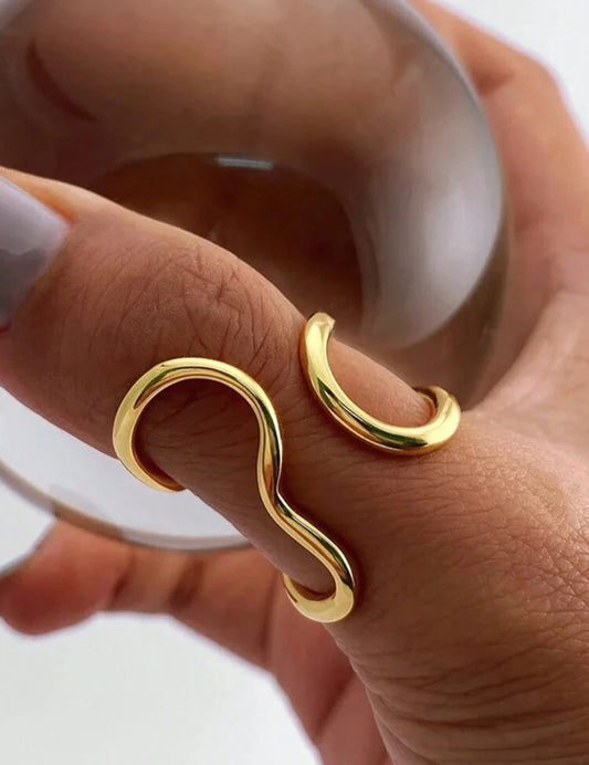 Casual Thumb Ring - Vintage-Inspired Jewelry