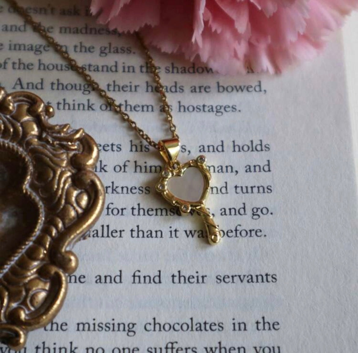 The Rosette Mirror Pendant