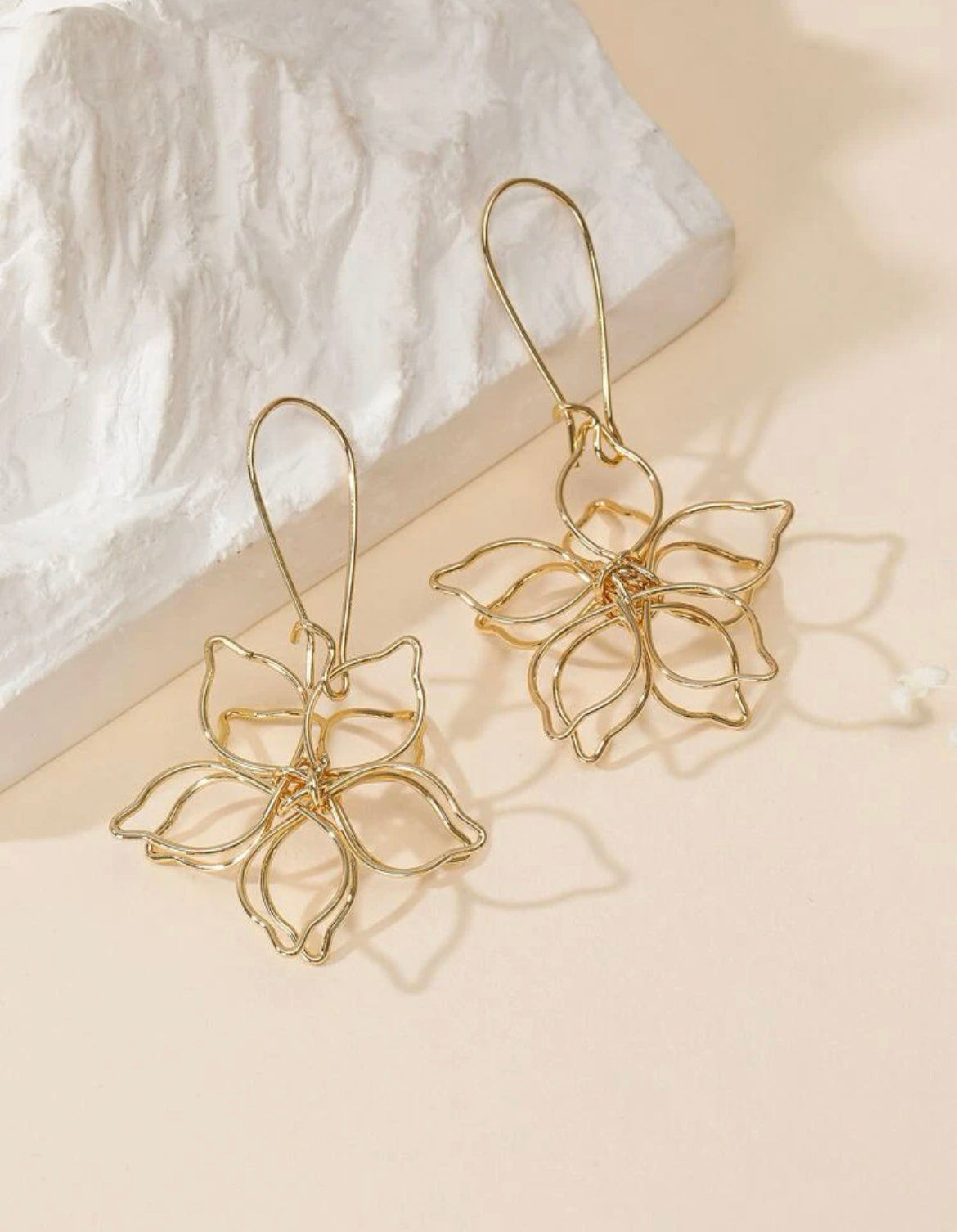 Floral Wire Earrings