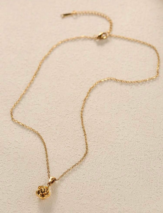 Rose Pendant Necklace
