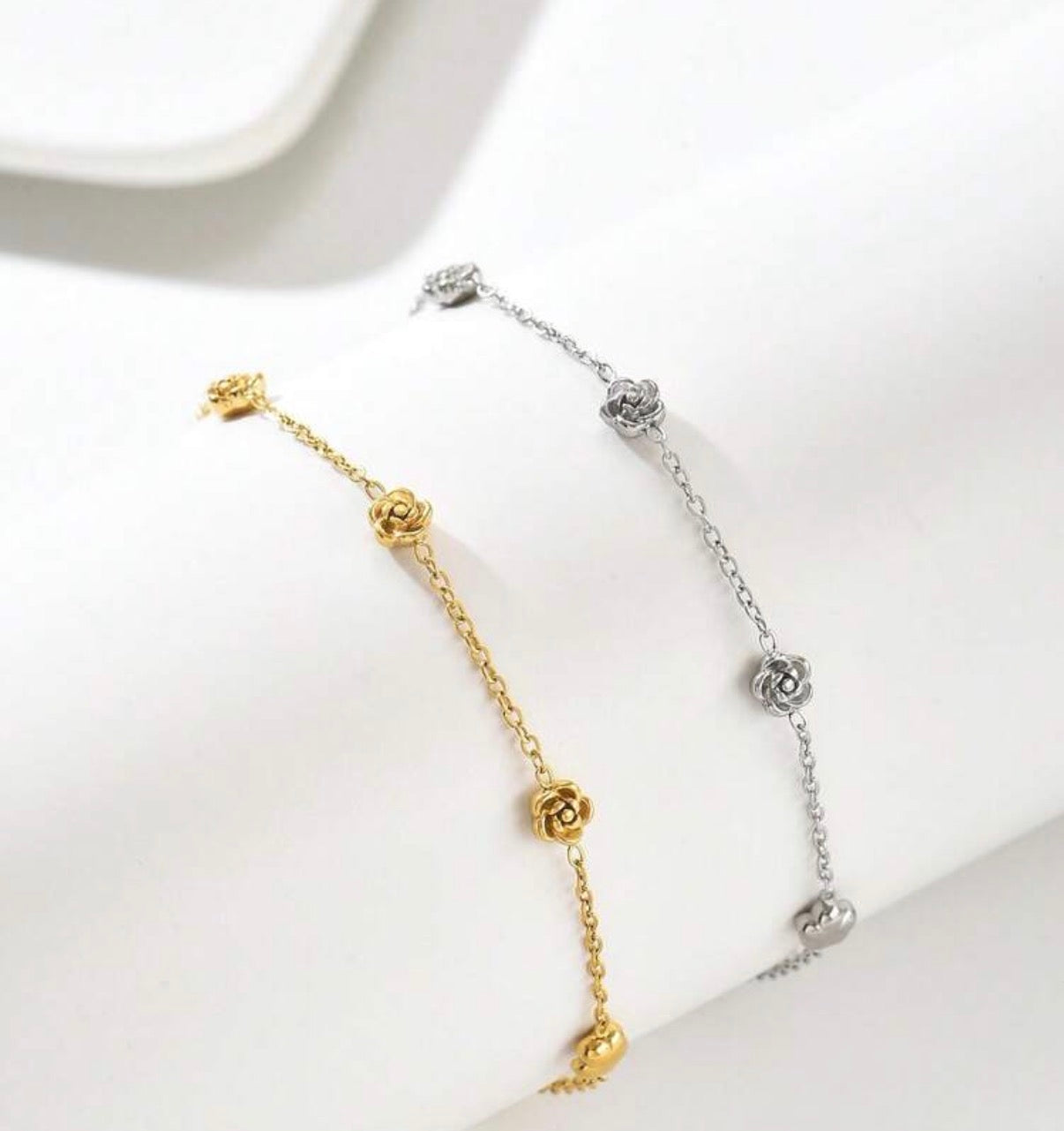 Dainty Rose Link Bracelet